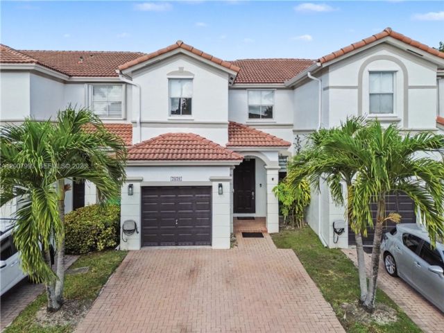  3 BR,  2.50 BTH &nbsp; style home in Medley