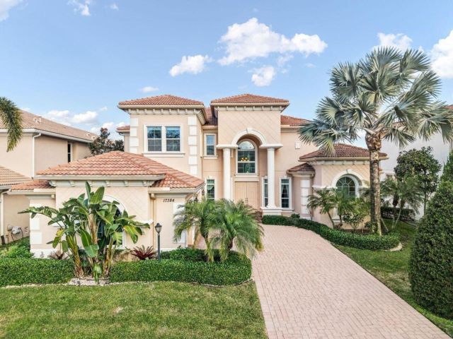  5 BR,  4.50 BTH &nbsp; style home in Boca Raton
