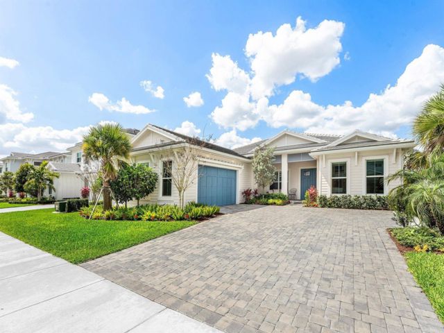 4 BR,  3.50 BTH &nbsp; style home in Palm Beach Gardens