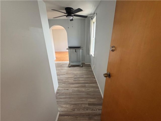  1 BR,  1.00 BTH &nbsp;Multi-family style home in Whitestone