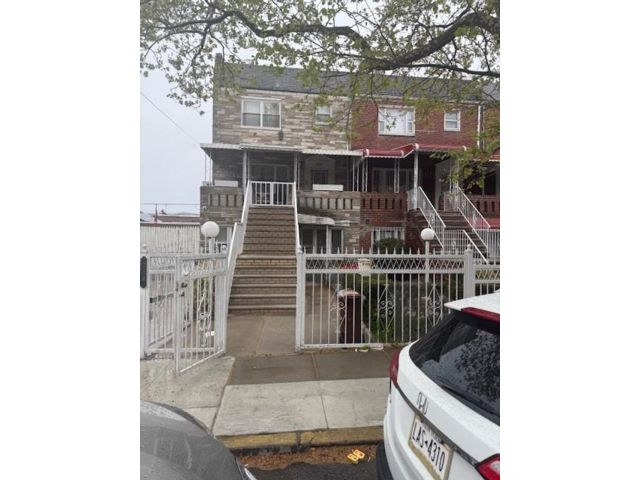 Studio,  0.00 BTH &nbsp;Multi-family style home in Canarsie