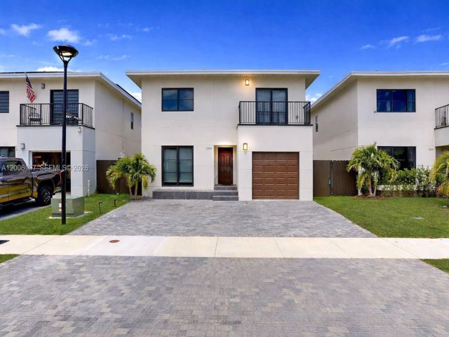  5 BR,  3.00 BTH &nbsp;Other style home in Florida City