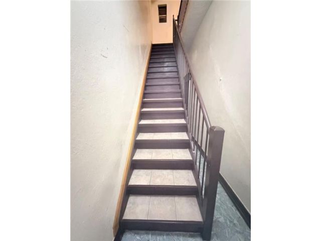 [PHOTO]