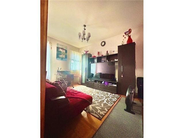 [PHOTO]