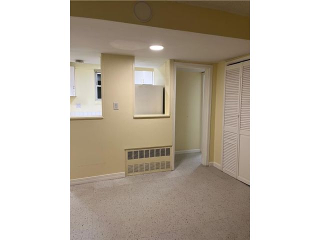 Studio,  1.00 BTH &nbsp;Multi-family style home in East New York