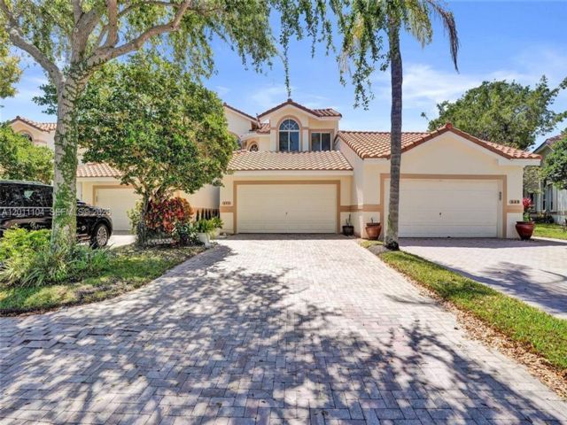  3 BR,  3.50 BTH &nbsp; style home in Pompano Beach