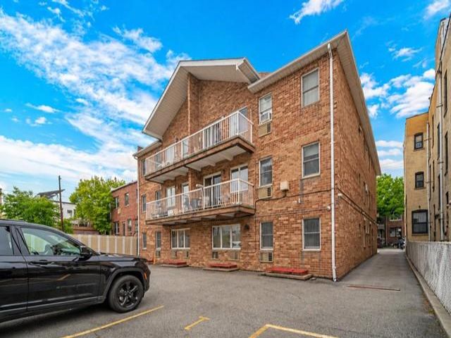  2 BR,  2.00 BTH &nbsp;Condominium style home in Dyker Heights