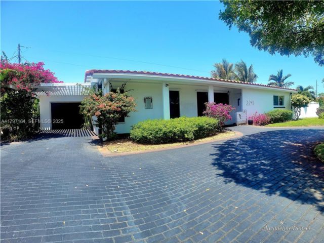  3 BR,  2.00 BTH &nbsp; style home in Deerfield Beach