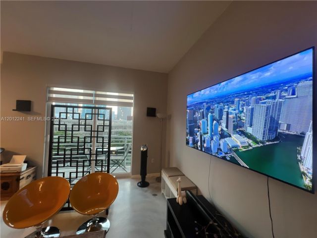  1 BR,  1.00 BTH &nbsp; style home in Miami