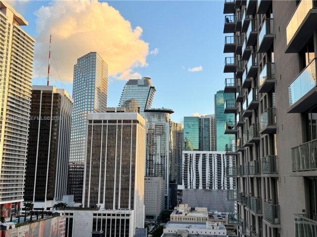  1 BR,  1.00 BTH &nbsp; style home in Miami