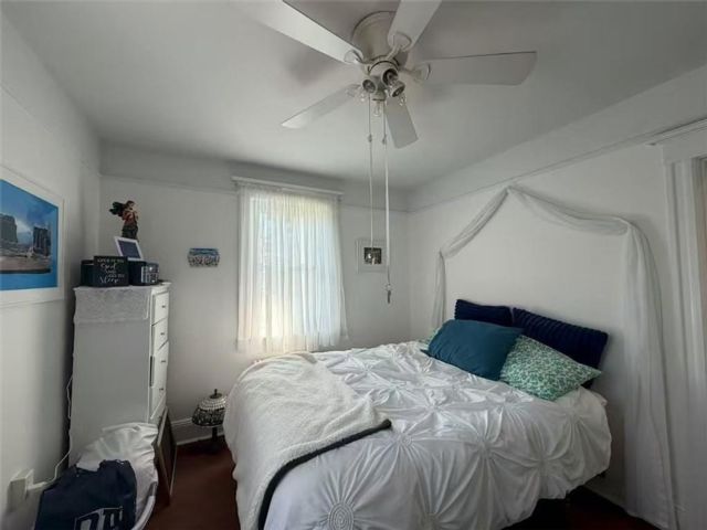 [PHOTO]