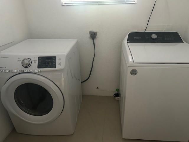  6 BR,  4.00 BTH &nbsp; style home in Miami