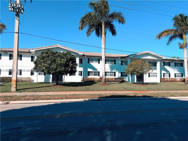 2 BR,  1.50 BTH &nbsp; style home in Coral Springs