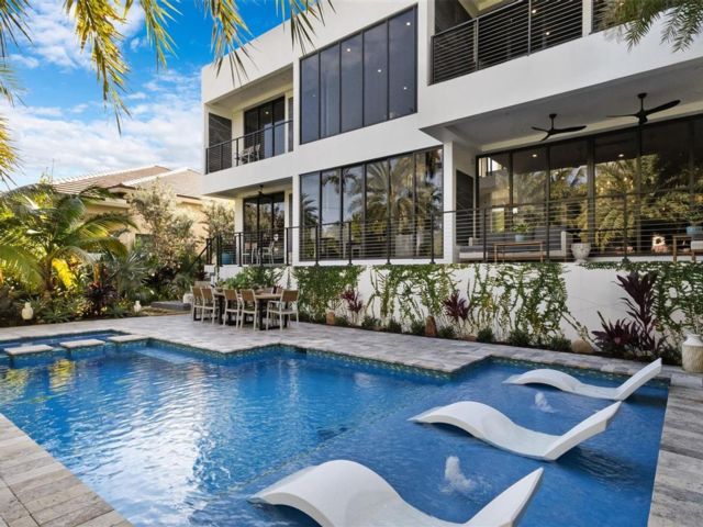  4 BR,  5.00 BTH &nbsp; style home in Fort Lauderdale