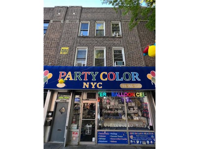 Studio,  0.00 BTH &nbsp;Mixed use style home in Bay Ridge