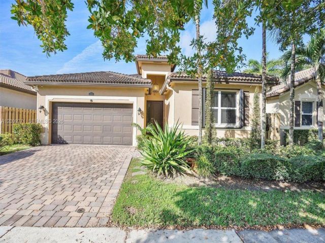  4 BR,  2.00 BTH &nbsp; style home in Homestead