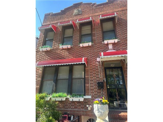  1 BR,  1.00 BTH &nbsp;Multi-family style home in Wingate