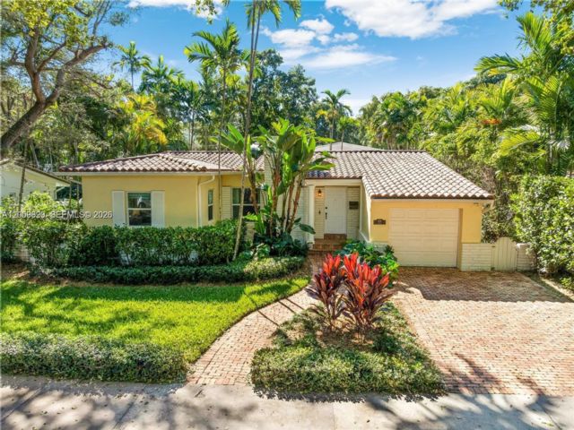  3 BR,  2.00 BTH &nbsp; style home in Coral Gables