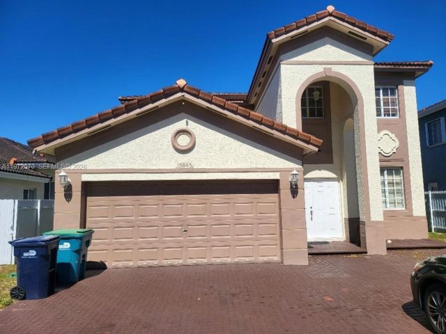  4 BR,  3.00 BTH &nbsp;European style home in Miami