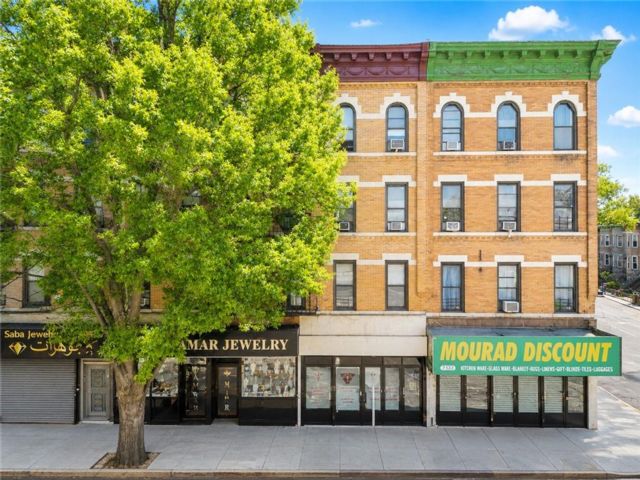 [Park Slope Real Estate, listing number 3339117]