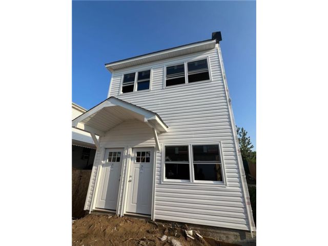  6 BR,  0.00 BTH &nbsp;Multi-family style home in East New York