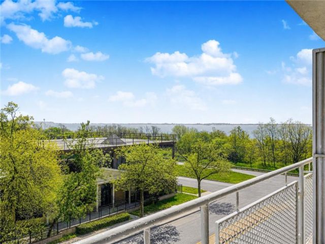  1 BR,  1.00 BTH &nbsp;Co-op style home in Sheepshead Bay