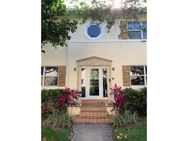  2 BR,  1.00 BTH &nbsp; style home in El Portal