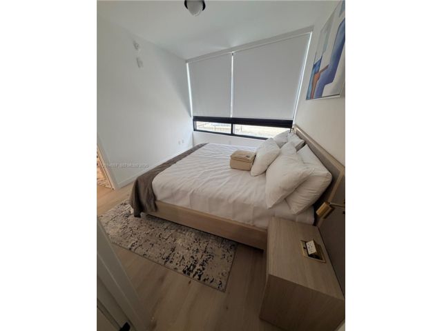 [PHOTO]
