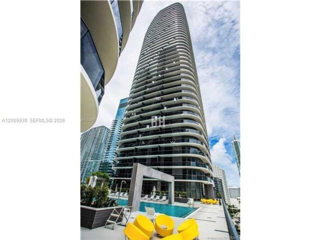  1 BR,  1.50 BTH &nbsp; style home in Miami