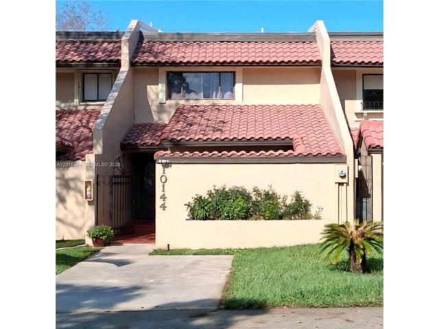  2 BR,  2.50 BTH &nbsp; style home in Medley