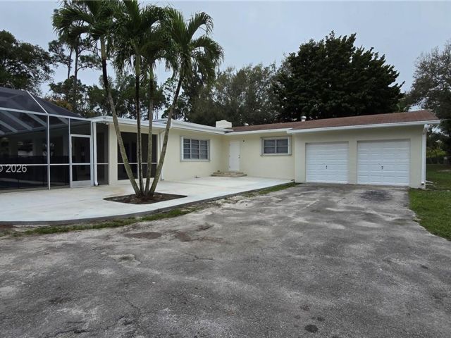  4 BR,  2.00 BTH &nbsp;European style home in Miami