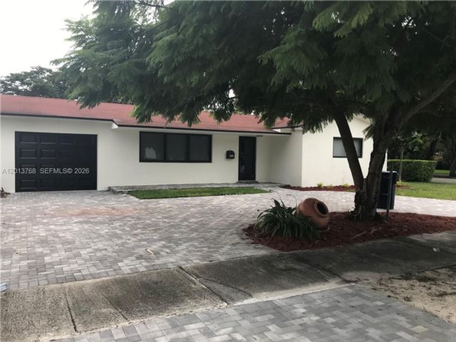  2 BR,  1.00 BTH &nbsp; style home in Miami