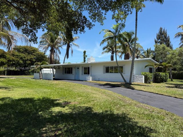  3 BR,  2.00 BTH &nbsp; style home in Homestead