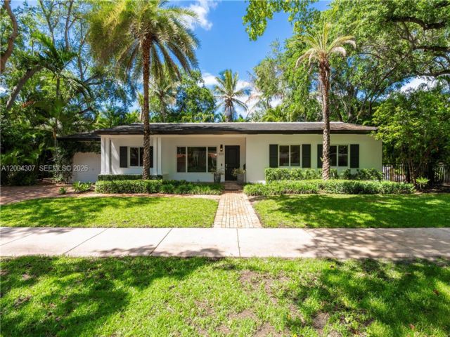 3 BR,  2.00 BTH &nbsp; style home in Coral Gables