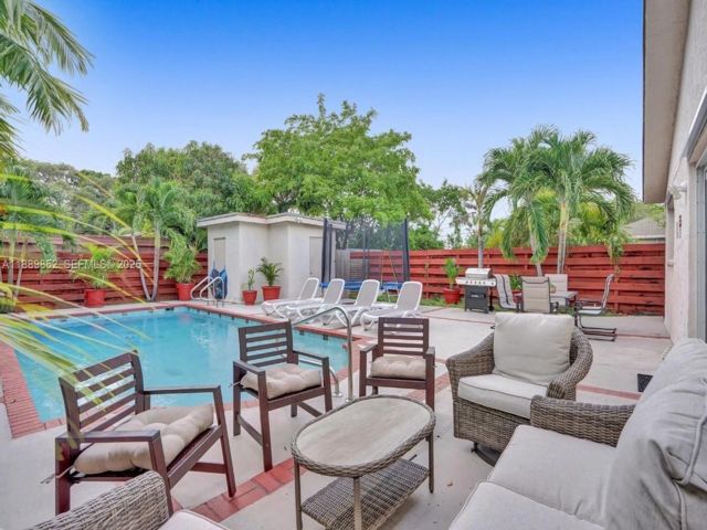  4 BR,  2.00 BTH &nbsp;European style home in Hallandale Beach