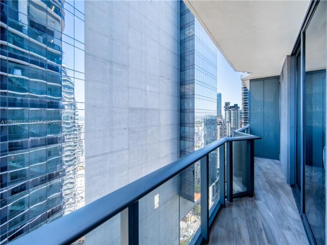 2 BR,  2.00 BTH &nbsp; style home in Miami
