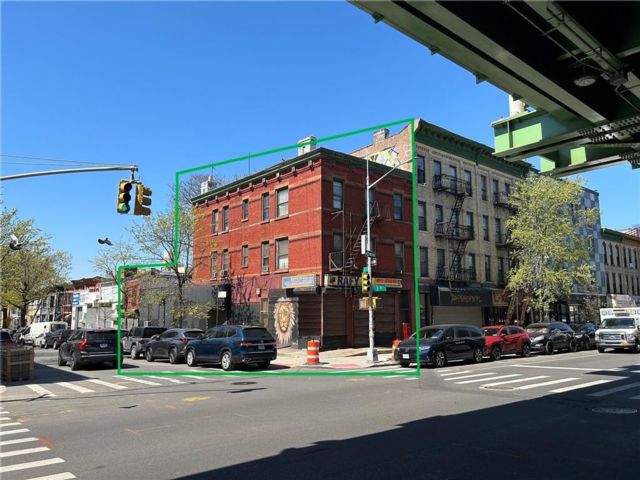 Studio,  0.00 BTH &nbsp;Mixed use style home in Sunset Park