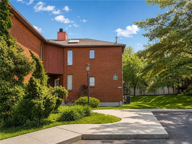  2 BR,  1.50 BTH &nbsp;Condominium style home in New Springville