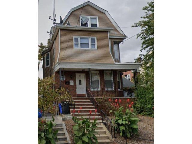  1 BR,  1.00 BTH &nbsp; style home in Kearny