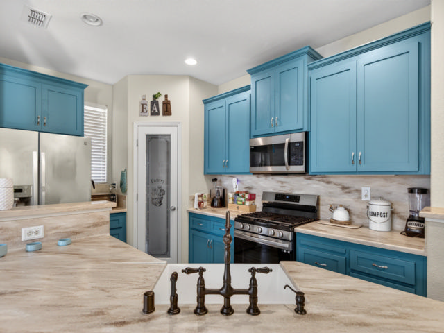 [PHOTO]