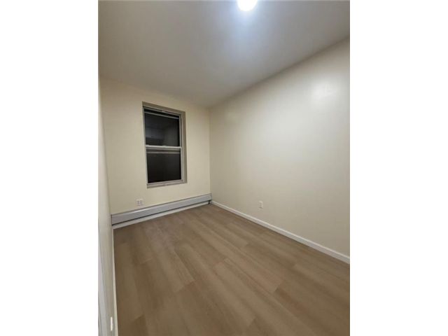  2 BR,  1.00 BTH &nbsp;Multi-family style home in Bay Ridge