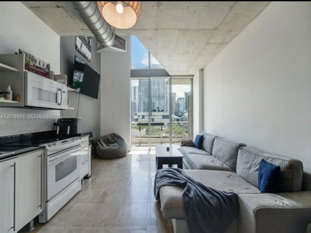  1 BR,  1.50 BTH &nbsp; style home in Miami