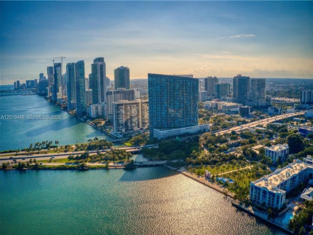  2 BR,  2.50 BTH &nbsp; style home in Miami