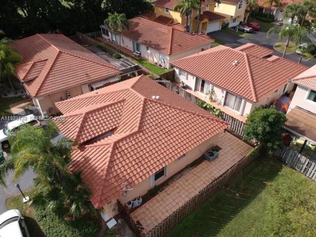  3 BR,  2.00 BTH &nbsp; style home in Miami