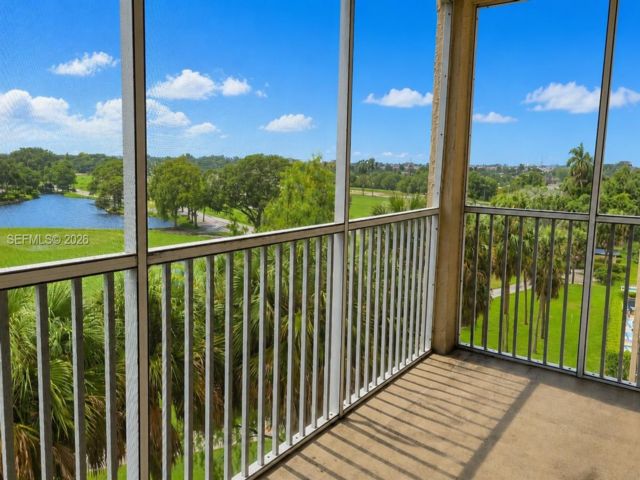  2 BR,  2.00 BTH &nbsp; style home in Plantation