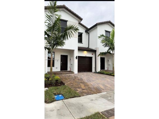  3 BR,  2.50 BTH &nbsp; style home in Pembroke Pines