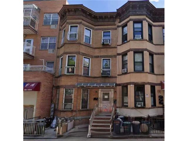 16 BR,  0.00 BTH &nbsp;Multi-family style home in Sunset Park