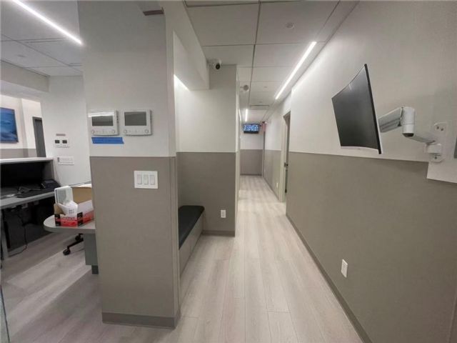 [PHOTO]