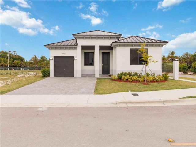  4 BR,  2.00 BTH &nbsp; style home in Homestead