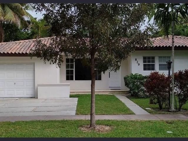  3 BR,  2.00 BTH &nbsp; style home in Coral Gables
